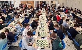 "Middle School Chess Club Advances to Regional Finals"